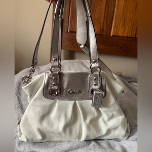 Coach Ashley Large Leather Cream/Silver Satchel, Convertible, good condition